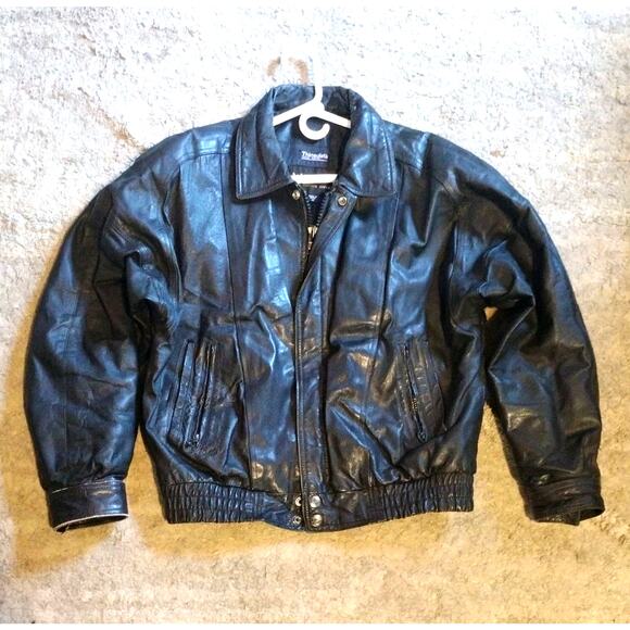 Vintage Wilsons Genuine Leather Mens Medium Motorcycle Jacket Thinsulate 3M RARE